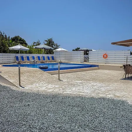 Combination Oniros By Prestige Bookings Villa